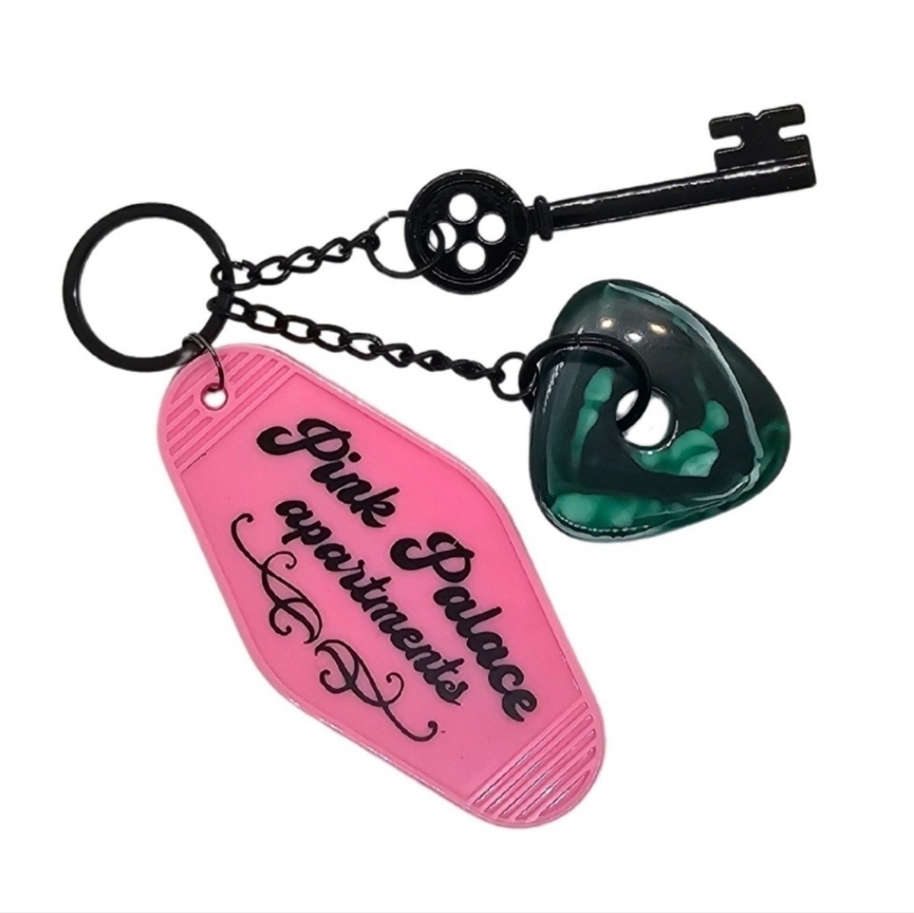 Coraline Inspired Keychain! Keys to the Pink Palace Apartments‎ w/ Skelet… - Picture 4 of 9
